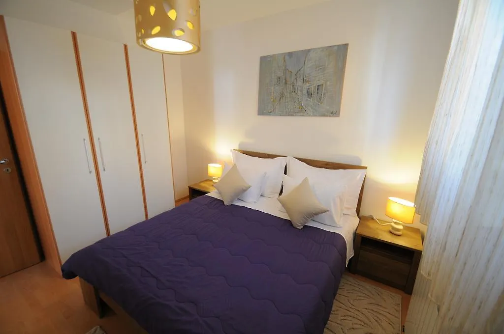 Apartment Viskovo