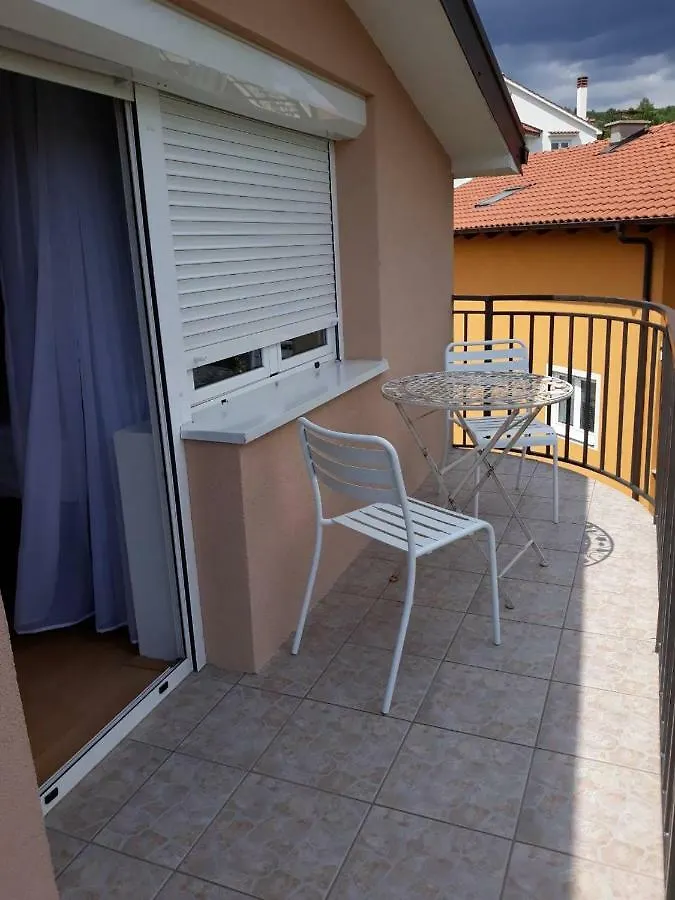 Apartment Viskovo