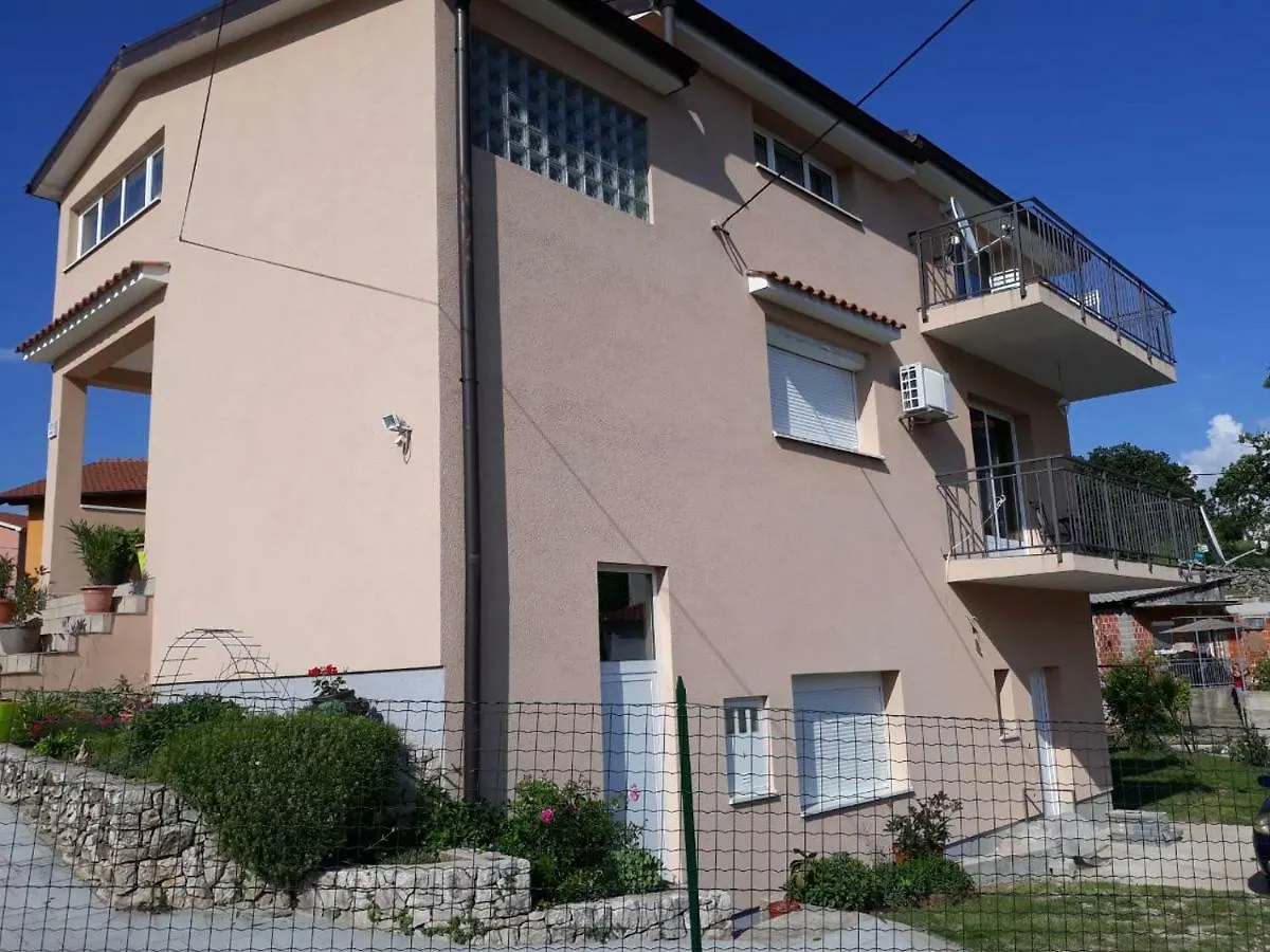 Apartment Viskovo